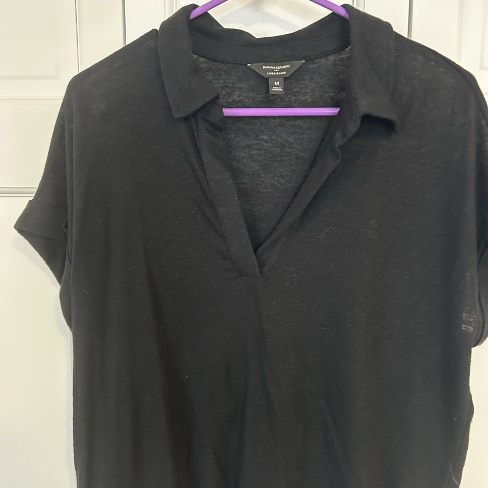 Banana Republic Black Collared Top- Cuffed Short Sleeves
Sz M